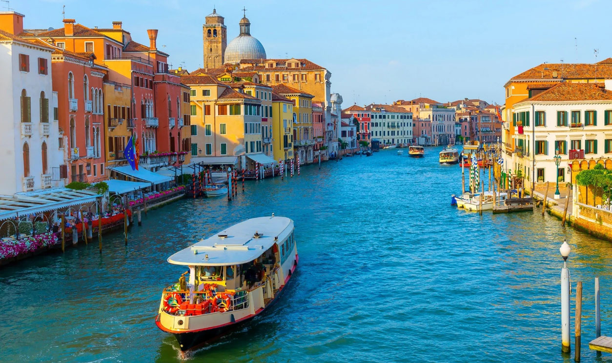 Destination tips when exploring Venice
