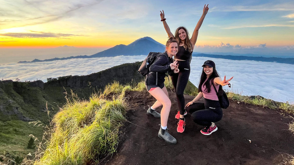 book-a-holiday-with-a-difference-go-mountain-climbing