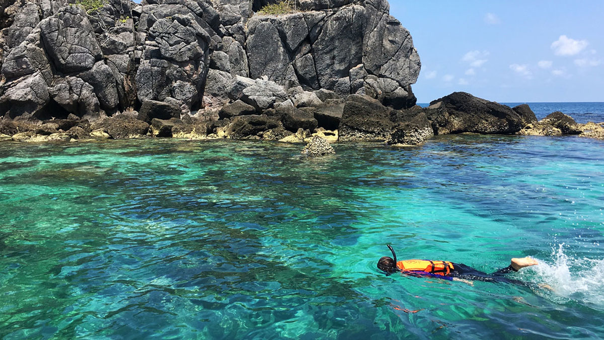 thailands-top-diving-snorkeling-locations